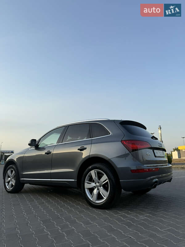 Позашляховик / Кросовер Audi Q5 2016 в Вознесенську