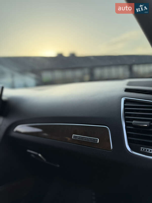 Позашляховик / Кросовер Audi Q5 2016 в Вознесенську