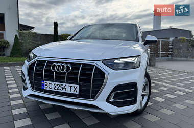 Внедорожник / Кроссовер Audi Q5 2020 в 