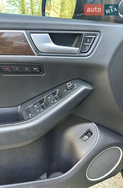 Позашляховик / Кросовер Audi Q5 2011 в 