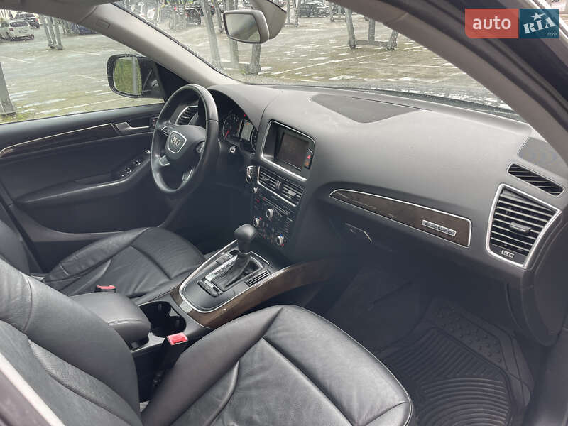 Внедорожник / Кроссовер Audi Q5 2013 в Львове