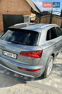 Внедорожник / Кроссовер Audi Q5 2017 в 