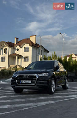 Внедорожник / Кроссовер Audi Q5 2019 в 