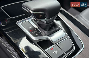 Внедорожник / Кроссовер Audi Q5 2022 в 