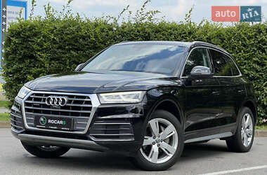 Внедорожник / Кроссовер Audi Q5 2018 в 