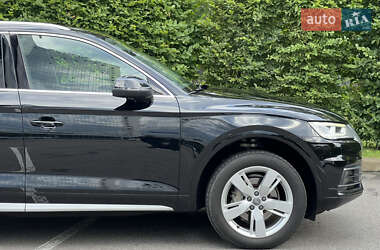 Внедорожник / Кроссовер Audi Q5 2018 в 