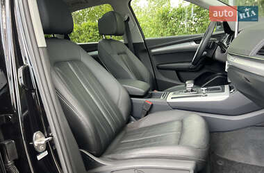 Внедорожник / Кроссовер Audi Q5 2018 в 
