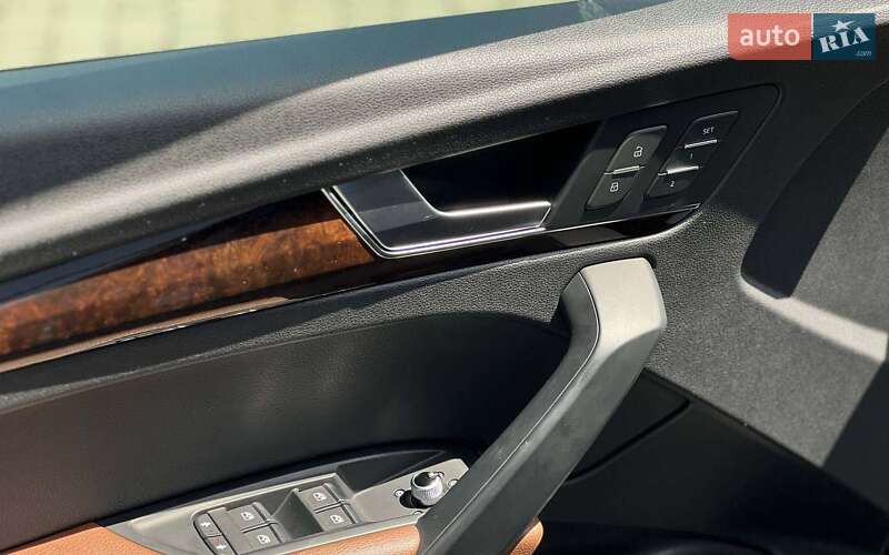 Внедорожник / Кроссовер Audi Q5 2019 в Ивано-Франковске