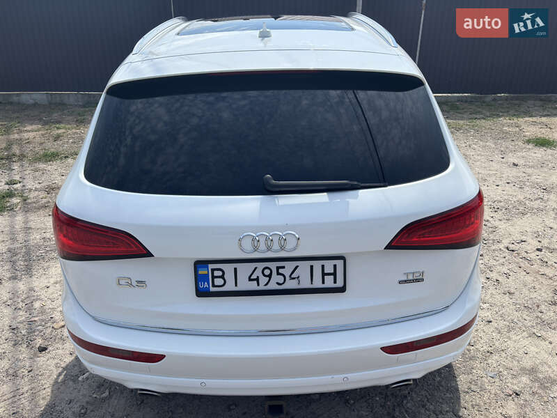 Внедорожник / Кроссовер Audi Q5 2015 в Полтаве