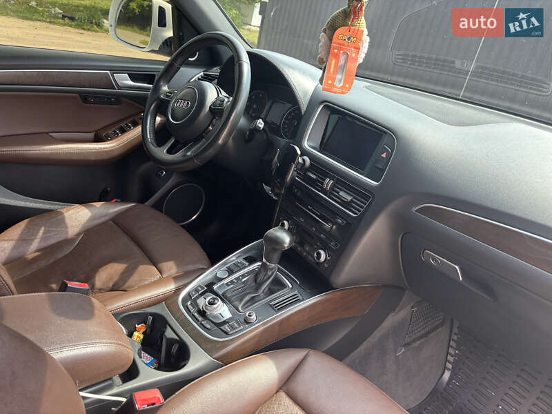 Внедорожник / Кроссовер Audi Q5 2015 в Полтаве