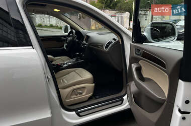 Внедорожник / Кроссовер Audi Q5 2012 в 