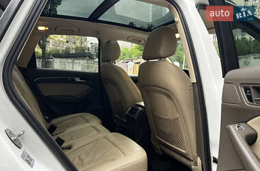 Внедорожник / Кроссовер Audi Q5 2012 в 