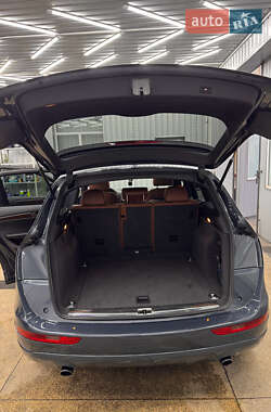 Внедорожник / Кроссовер Audi Q5 2010 в 