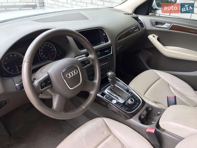 Позашляховик / Кросовер Audi Q5 2012 в Шептицькому