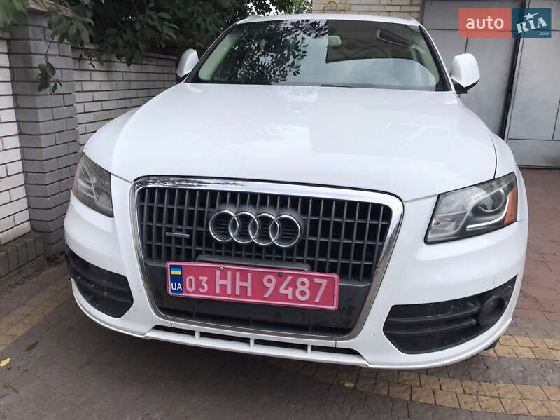 Позашляховик / Кросовер Audi Q5 2012 в Шептицькому