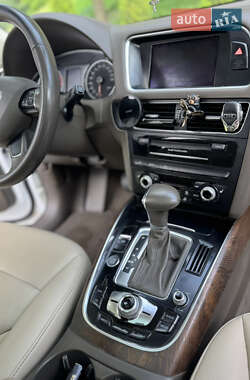 Позашляховик / Кросовер Audi Q5 2014 в 