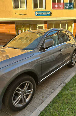 Внедорожник / Кроссовер Audi Q5 2013 в 