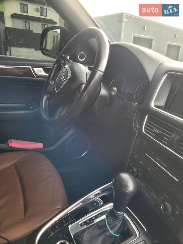 Внедорожник / Кроссовер Audi Q5 2010 в Львове