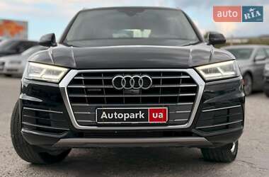 Внедорожник / Кроссовер Audi Q5 2018 в 