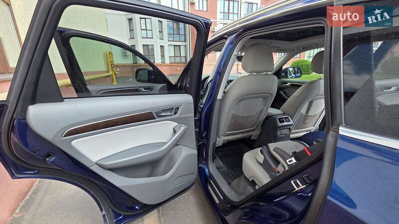 Внедорожник / Кроссовер Audi Q5 2013 в Ровно