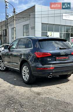 Внедорожник / Кроссовер Audi Q5 2016 в 