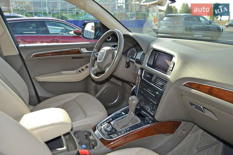 Внедорожник / Кроссовер Audi Q5 2012 в Черкассах