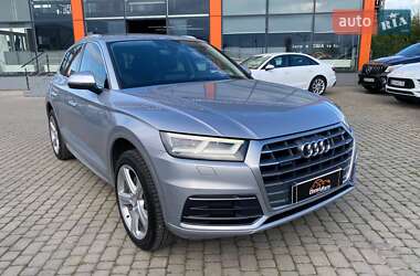 Позашляховик / Кросовер Audi Q5 2018 в Львові