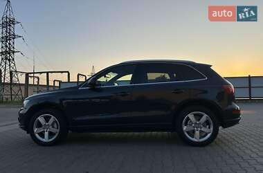Внедорожник / Кроссовер Audi Q5 2012 в 