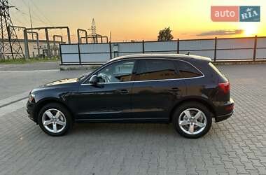 Внедорожник / Кроссовер Audi Q5 2012 в 