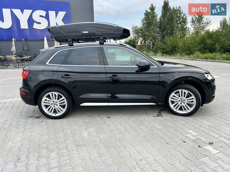 Внедорожник / Кроссовер Audi Q5 2019 в Киеве
