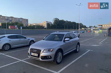 Внедорожник / Кроссовер Audi Q5 2016 в 