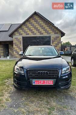 Внедорожник / Кроссовер Audi Q5 2011 в 