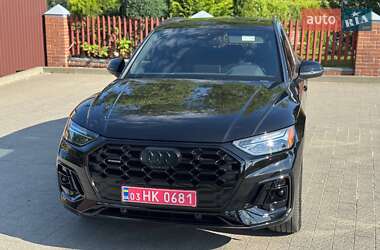 Внедорожник / Кроссовер Audi Q5 2024 в 