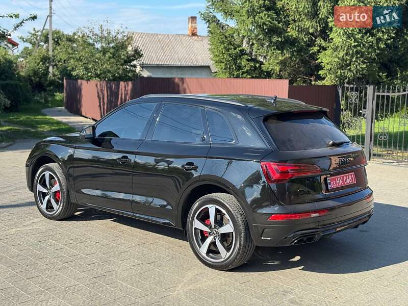 Внедорожник / Кроссовер Audi Q5 2024 в Львове