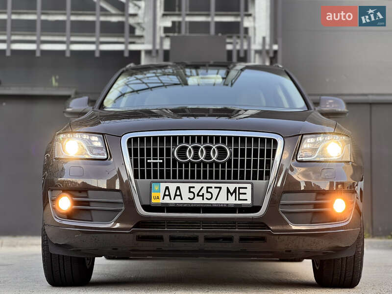 Позашляховик / Кросовер Audi Q5 2011 в Києві