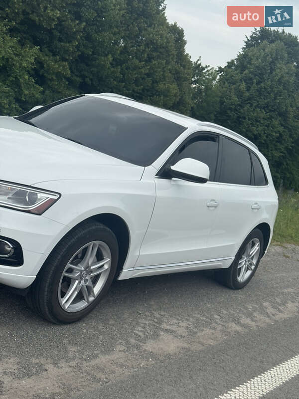 Внедорожник / Кроссовер Audi Q5 2014 в Романове