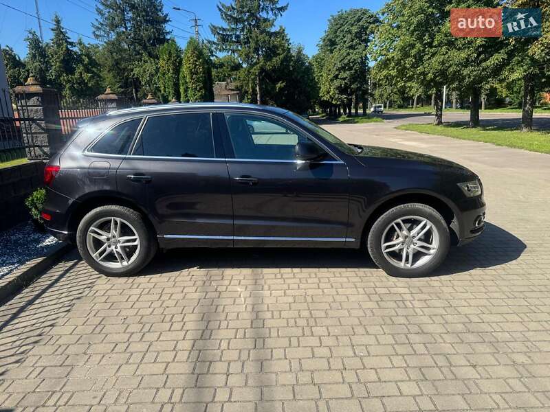 Внедорожник / Кроссовер Audi Q5 2016 в Ровно