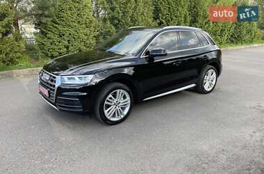 Внедорожник / Кроссовер Audi Q5 2019 в 