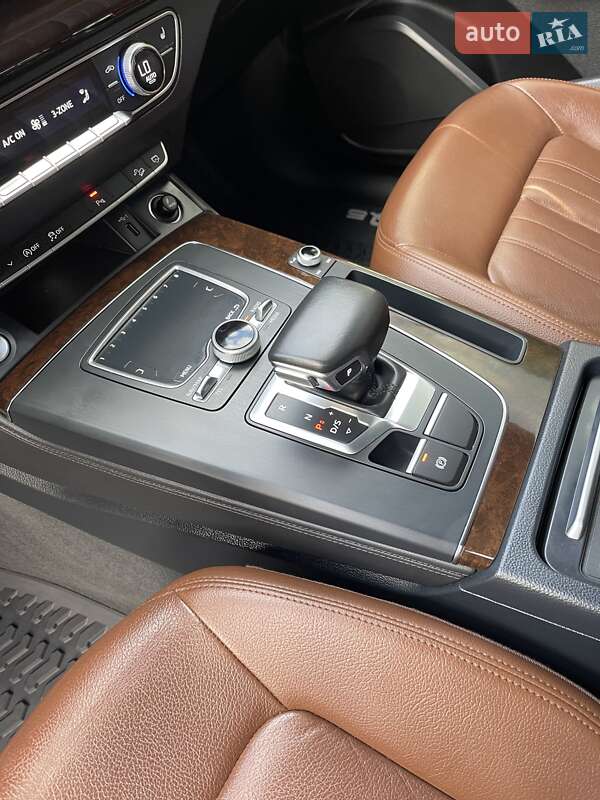 Внедорожник / Кроссовер Audi Q5 2019 в Ровно фото 3 Внедорожник / Кроссовер Audi Q5 2019 в Ровно