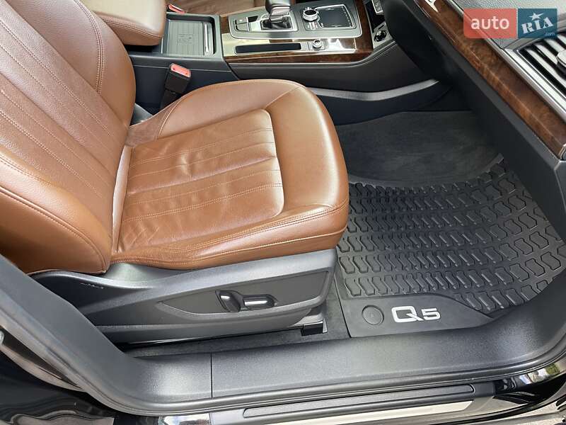 Внедорожник / Кроссовер Audi Q5 2019 в Ровно фото 9 Внедорожник / Кроссовер Audi Q5 2019 в Ровно