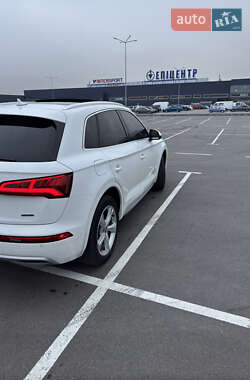 Внедорожник / Кроссовер Audi Q5 2020 в Днепре