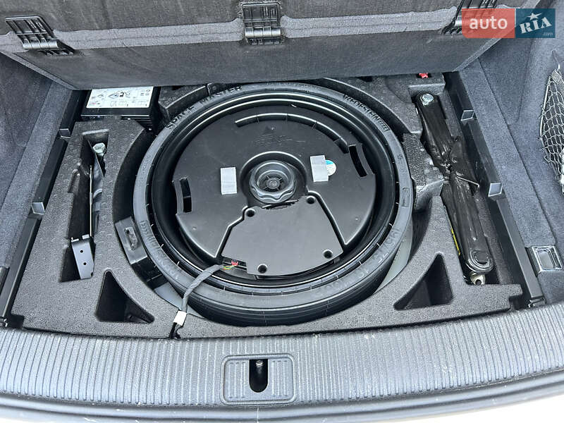 Внедорожник / Кроссовер Audi Q5 2020 в Днепре