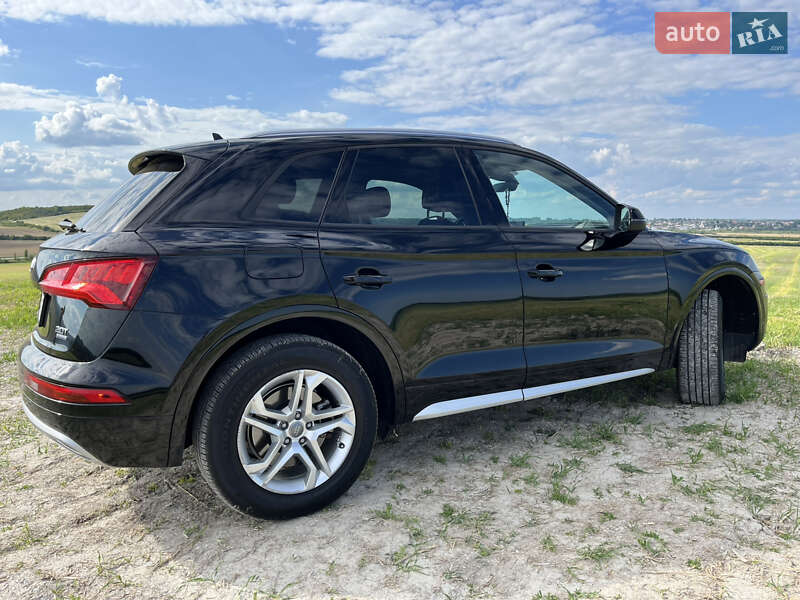 Внедорожник / Кроссовер Audi Q5 2018 в Львове