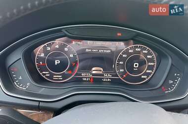 Внедорожник / Кроссовер Audi Q5 2019 в 