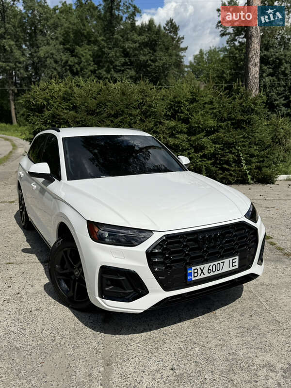 Внедорожник / Кроссовер Audi Q5 2020 в Шепетовке