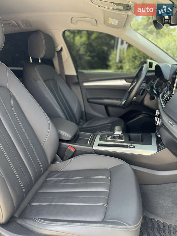 Внедорожник / Кроссовер Audi Q5 2020 в Шепетовке