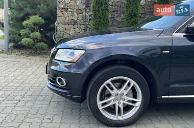 Внедорожник / Кроссовер Audi Q5 2016 в 