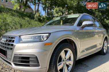 Внедорожник / Кроссовер Audi Q5 2018 в Луцке