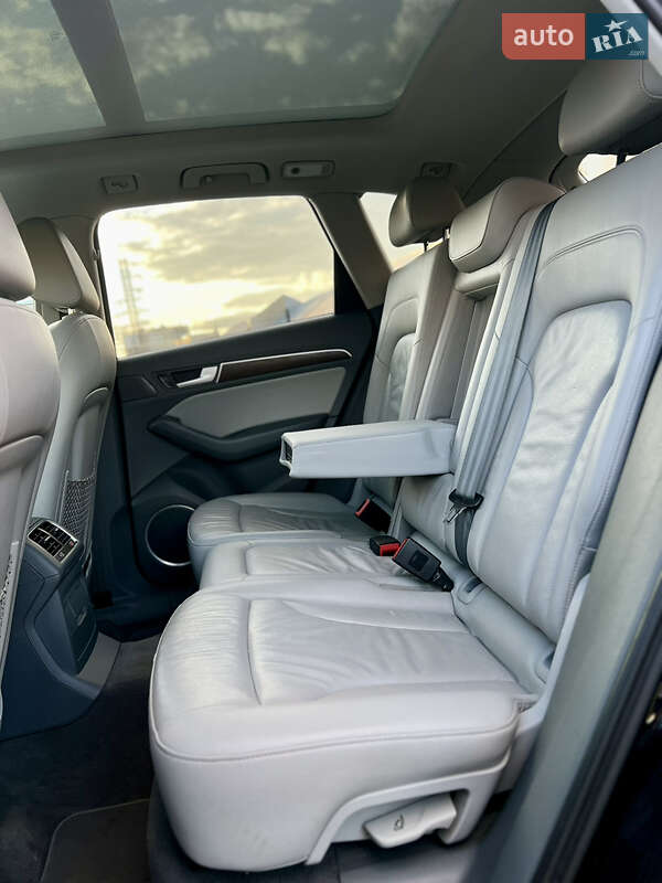 Внедорожник / Кроссовер Audi Q5 2014 в Киеве