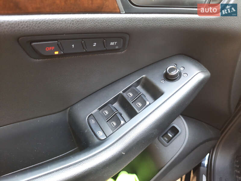 Внедорожник / Кроссовер Audi Q5 2012 в Киеве